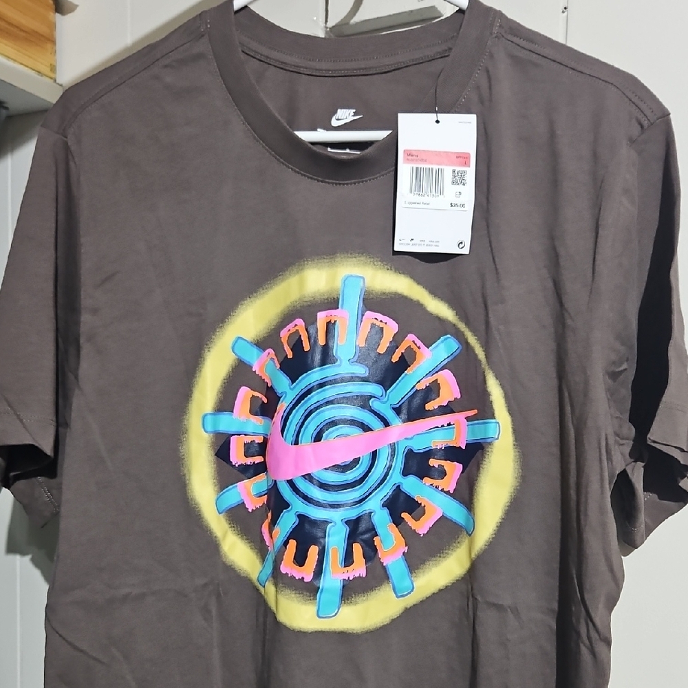 Nike Sportswear Shirt Mens Festival Graphic Short Sleeve Tee HJ0790 Large NWT